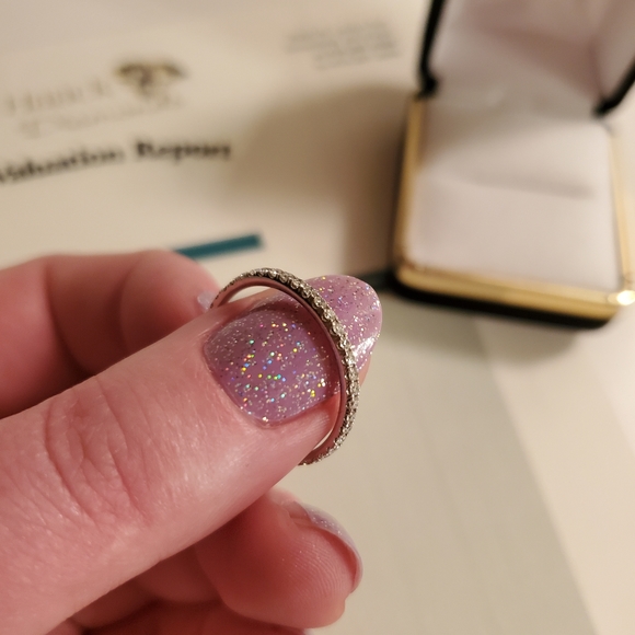 Wedding Band - Picture 4 of 8